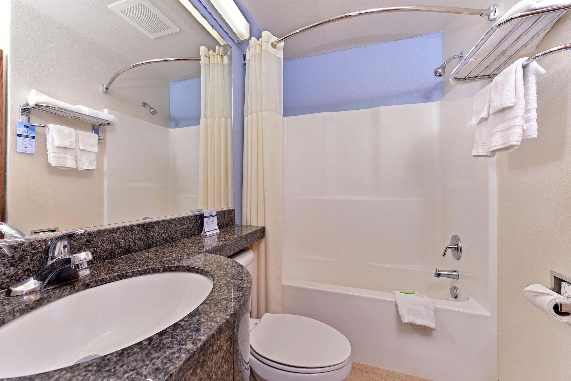 Microtel Inn & Suites By Wyndham Κλαμάθ Φολς Εξωτερικό φωτογραφία