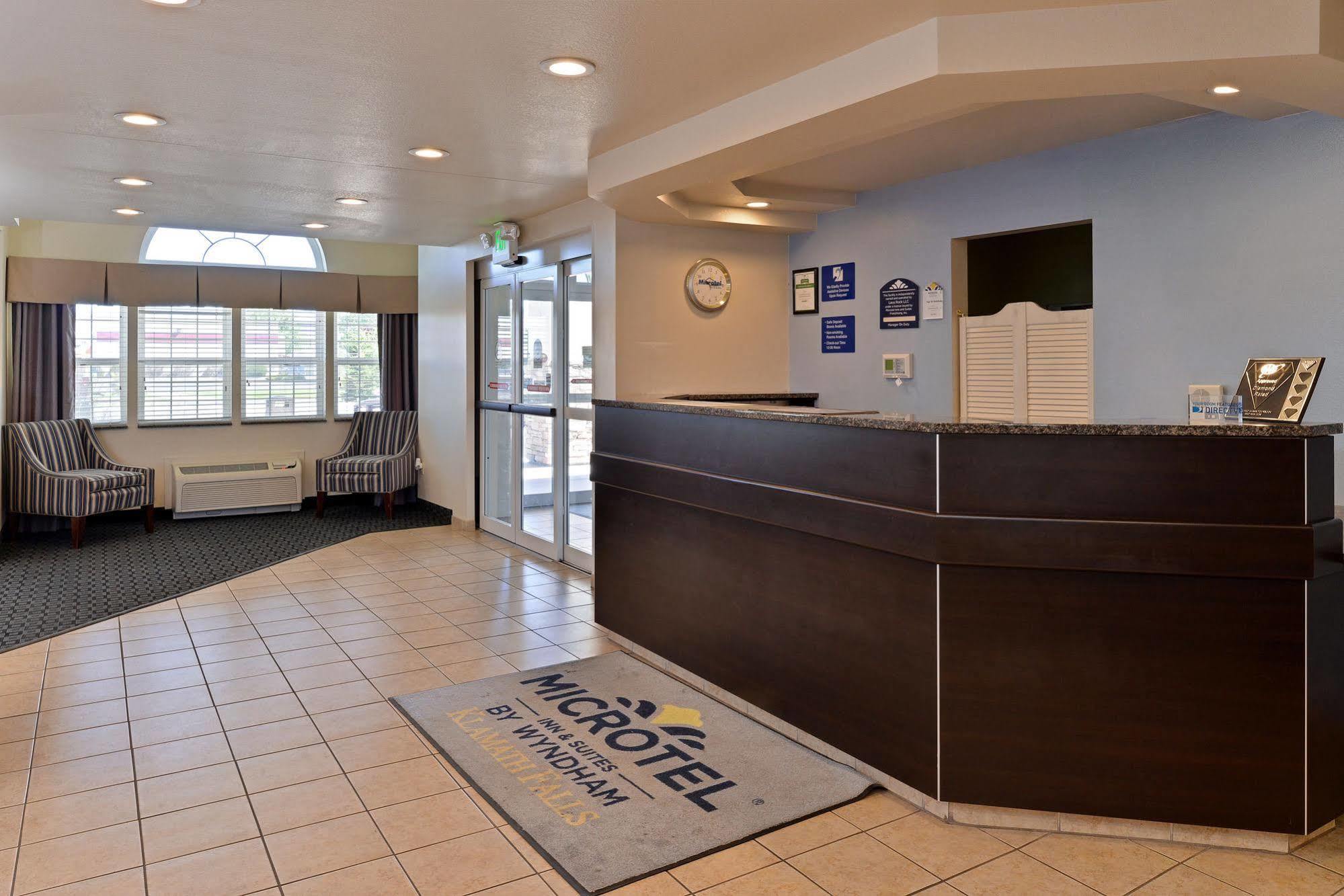 Microtel Inn & Suites By Wyndham Κλαμάθ Φολς Εξωτερικό φωτογραφία